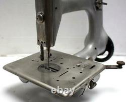 Antique SINGER 24-13 Chainstitch 1-Needle 1-Thread Industrial Sewing Machine