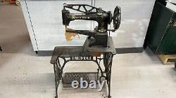 Antique Singer 29-4 industrial cobbler sewing machine