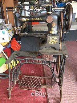 Antique Singer Industrial 29-4 Cobbler Leather Treadle Sewing Machine