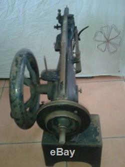 Antique Singer Industrial Sewing Machine, Cylinder Arm Boot, Cobblers 29K15