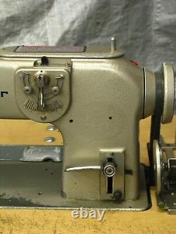 Bernina 217, 1-Needle, ZigZag, Industrial Sewing Machine, 110V, with cloth puller