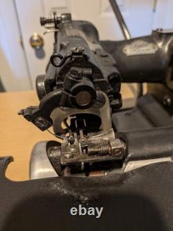 COLUMBIA CL300-2 Vintage Industrial Blind Stitch / Hemmer Sewing Machine