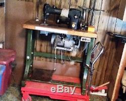 COMMERCIAL INDUSTRIAL SINGER SEWING MACHINE, MODEL 241-12 Leather Quilting