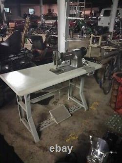 CONSEW 225 industrial sewing machine with table