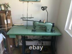 CONSEW HEAVY DUTY INDUSTRIAL SEWING MACHINE MODEL 220 With TABLE