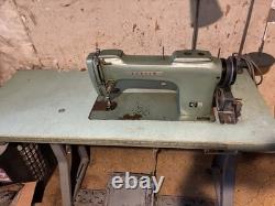 Consew 220 Industrial Sewing Machine Single Head Mechanical Lock Stitch 16x257
