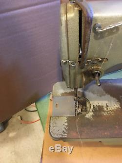 Consew 230 Industrial Sewing Machine JUST THE HEAD Se Habla Español