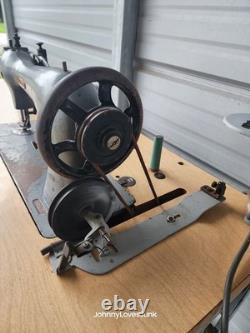 Consew Commercial Sewing Machine On Industrial Base Complete Works Ready2Use