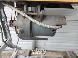 Consew Commercial Sewing Machine On Industrial Base Complete Works Ready2Use