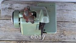 Consew Industrial Sewing Machine Model 195 Machine No Motor VINTAGE READ