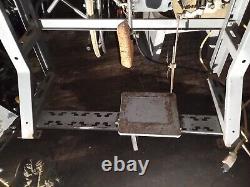 Consew Model 28 Sewing Machine, Light, Table. For Leather, Denim, Wool, Canvas, More