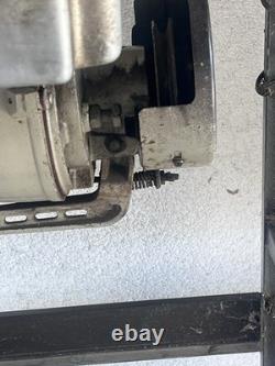 Consew Stitcher Sewing Machine Model 230 LOCAL PICK UP ONLY NORTH HOLLYWOOD CA