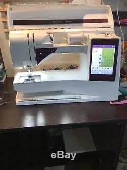 Husqvarna Viking Designer Ruby Royale Electronic Sewing Machine