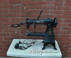 Industrial Leather Sewing Machine Singer Model 17-16