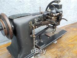 Industrial Sewing Machine Model Singer 111 W 117 walking foot- Leather