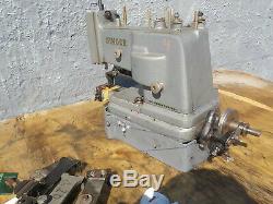 Industrial Sewing Machine Model Singer 175-62 button sewer/tacker