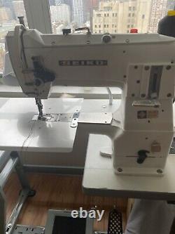 Industrial cylinder sewing machine Seiko It Comes With An Additional Table