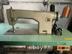 Juki DDL-542 Industrial Sewing Machine Head with Table & Clutch Motor
