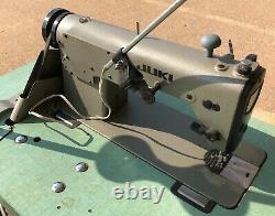 Juki DDL-555 Sewing Machine