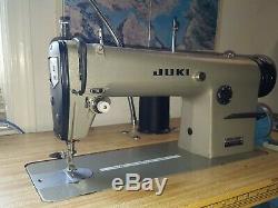 Juki DDL-555 Sewing Machine in excellent working condition with original table