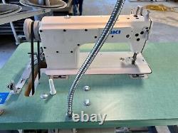 Juki DDL-8500 Industrial Pinking Lockstitch Sewing Machine withTable