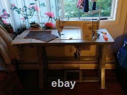 Juki DU-1181N Industrial Sewing Machine + table + motor + foot pedal