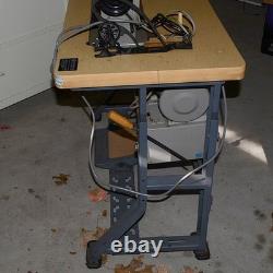 Juki Ddl-5550-6 Industrial Sewing Machine Table Parts Only Needs Motor Repaired