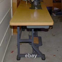 Juki Ddl-5550-6 Industrial Sewing Machine Table Parts Only Needs Motor Repaired