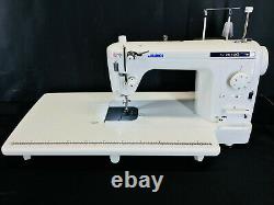 Juki TL-2010Q High Speed Semi-Industrial Sewing / Quilting Machine Pre-Owned