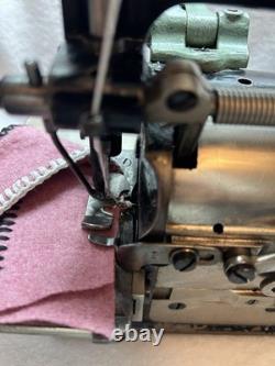 Merrow 15-ca Crochet Decorative Edge Stitch Industrial Sewing Machine