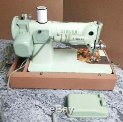 Mint Green Color Singer Model 15-125 Sewing Machine with Foot Control & Case Nice