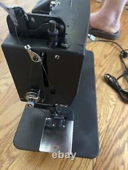 Original Thompson Walking Foot Sewing Machine. Totally Refurbished. Nice One. ZP