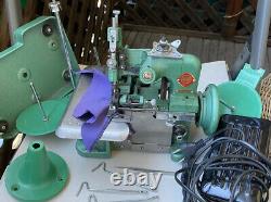 Overlock sewing machine