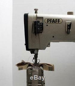 PFAFF 5696 Post Bed 2-Needle Walking Foot Chainstitch Industrial Sewing Machine