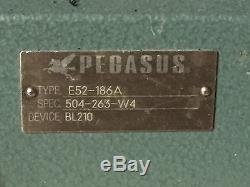 Pegasus E52-186A Serger 1-Needle 3-Threads Back Latch Industrial Sewing Machine