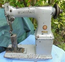 Postbed Singer 51W54 Lockstitch Industrial Vintage Sewing Machine