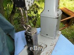 Postbed Singer 51W54 Lockstitch Industrial Vintage Sewing Machine