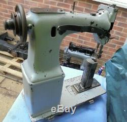 Postbed Singer 51W54 Lockstitch Industrial Vintage Sewing Machine