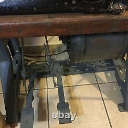 Puritan Leather Sewing Machine Leather Boots Handbags Saddlery High Post 1/2 HP