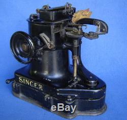 RARE SINGER 46K INDUSTRIAL COMMERCIAL SEWING MACHINEFUR LEATHER GLOVE SAILAsIs