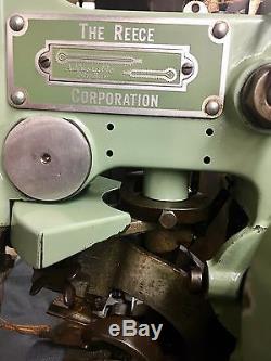 REECE 101, EYELET BUTTONHOLE MACHINE, Keyhole button hole sewing machine 1163
