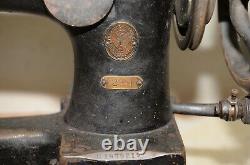 Rare Singer Cylinder arm sewing machine 29-4 leather industrial cobbler tool