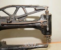 Rare Singer Cylinder arm sewing machine 29-4 leather industrial cobbler tool