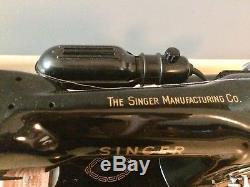 SINGER 15 Industrial Strength HEAVY DUTY Sewing Machine 1956 Leather Canvas