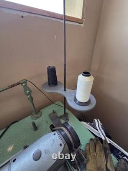 SINGER 281-1 Industrial Lockstitch Sewing Machine Head with Table & Thread Stand