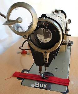 SINGER 457U105 Zig Zag Lockstitch Reverse Industrial Sewing Machine Head Only