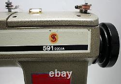 SINGER 591D-305A Lockstitch Edge Trimmer Industrial Sewing Machine Head Only