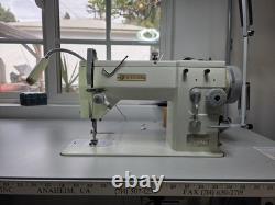 Sewing Machine Singer Zigzag Straight Stitch Industrial Sewing Machine with Foot