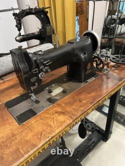 Singer 112w139 Double Needle Walking Foot Sewing Machine Mfg. 1952