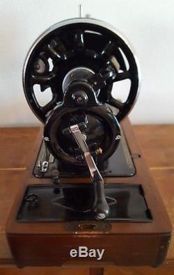 Singer 201K 201K23 Semi-Industrial Vintage 1958 Black Sewing Machine Hand Crank